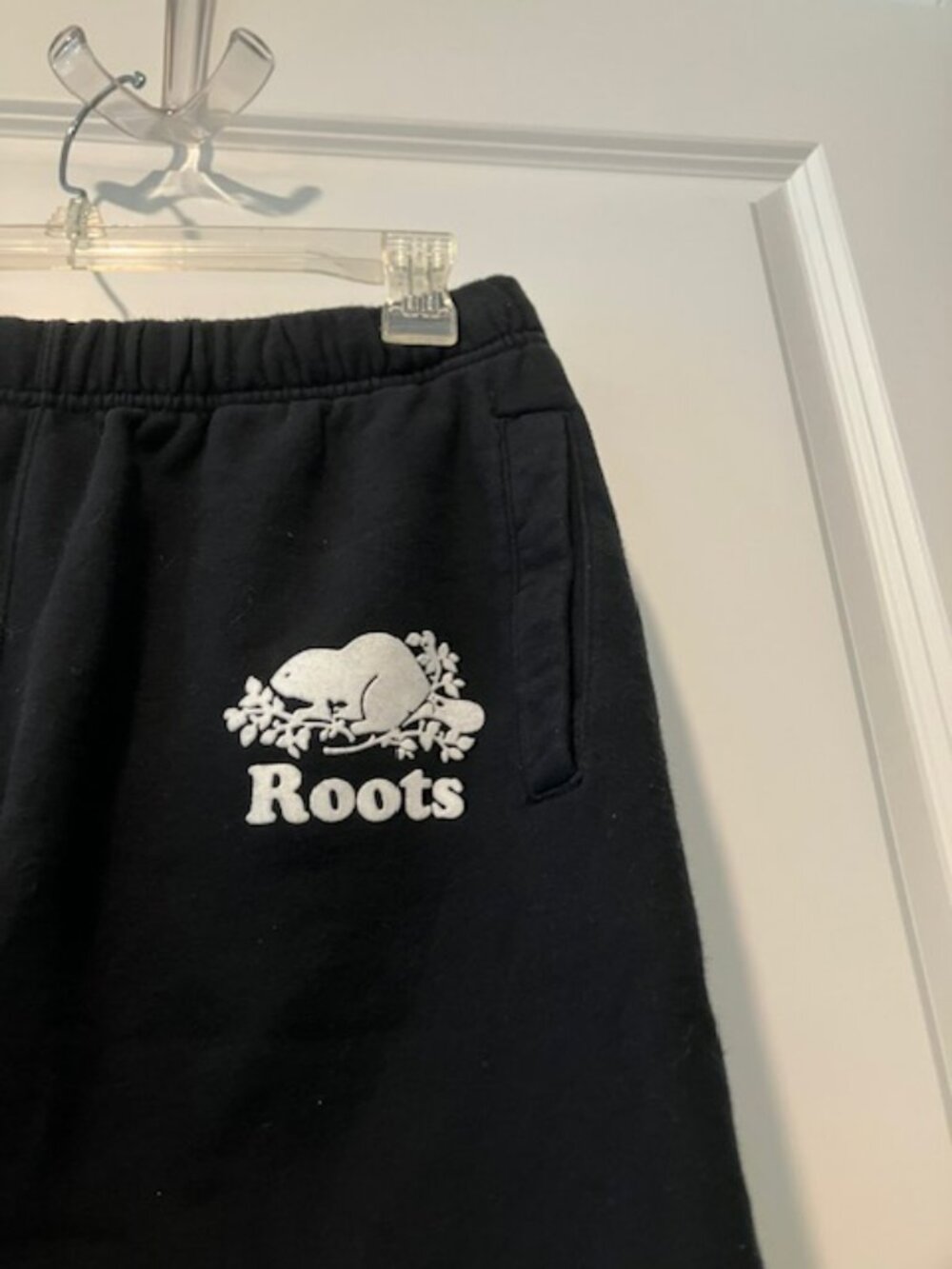 Roots Black Organic Original Sweatshort - Picture 2 of 4